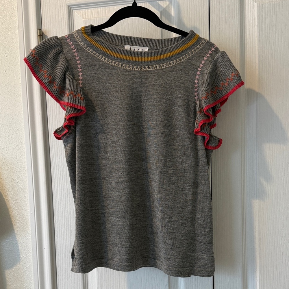 THML Knit Sweater Top Gray Embroidered Ruffle Sleeve Contrast Stitching Size S